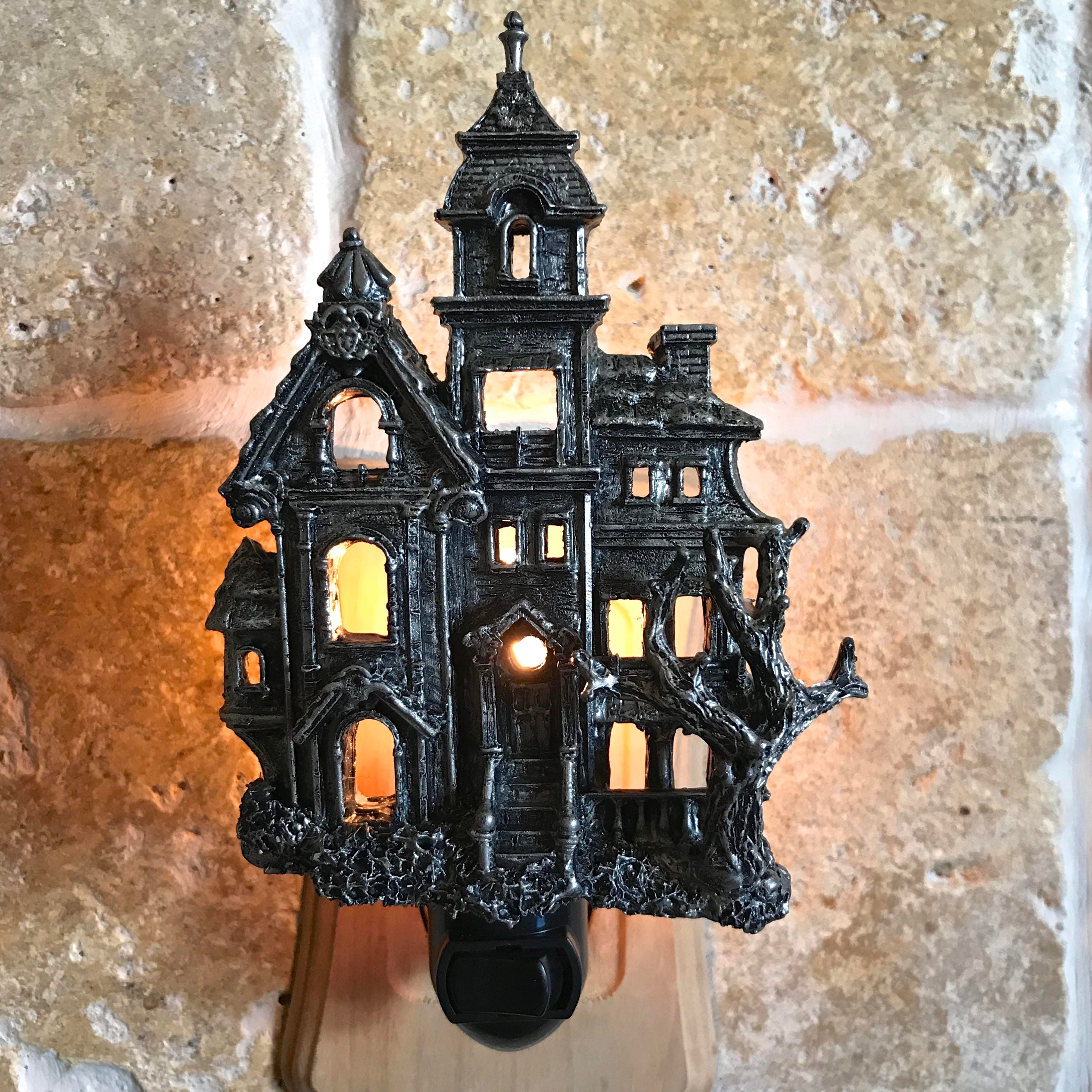 Haunted Mansion Night Light – Hand-Painted Resin Victorian Gothic Sculpture | Plug-In