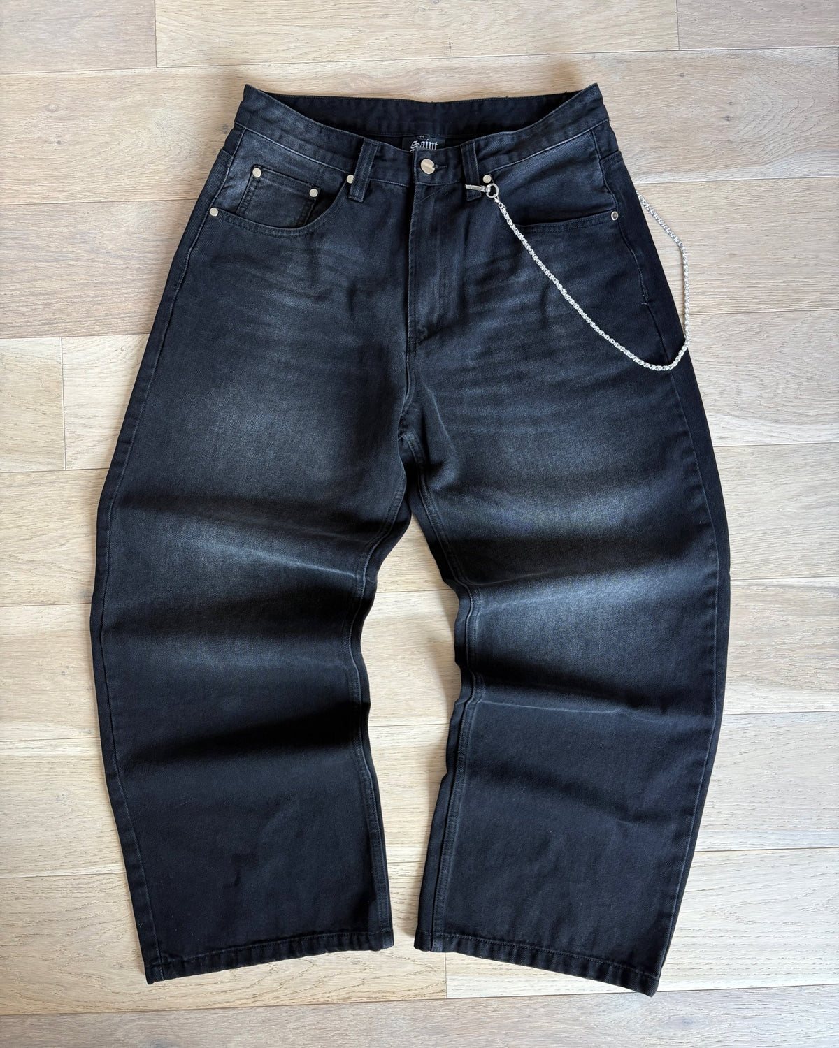Signature Denim – Baggy Black Jeans