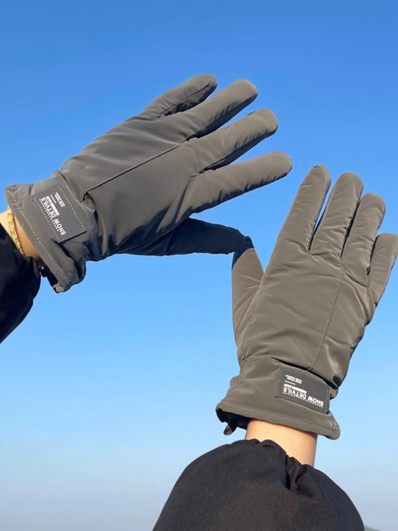 Winter Touchscreen Gloves | Warm & Tech-Ready