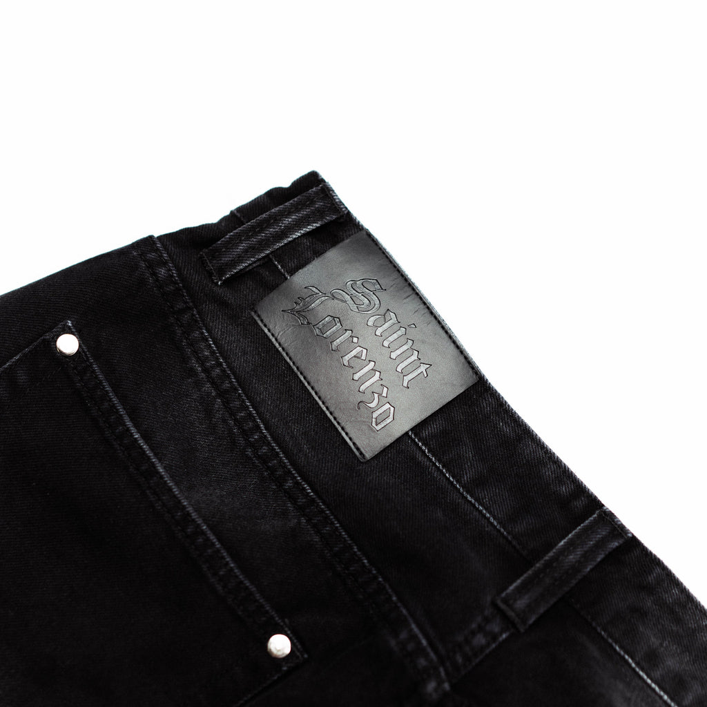 Signature Denim – Baggy Black Jeans
