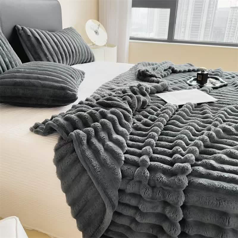 Ultra-Soft Double-Sided Fleece Blanket – Gray Striped | All-Season Comfort