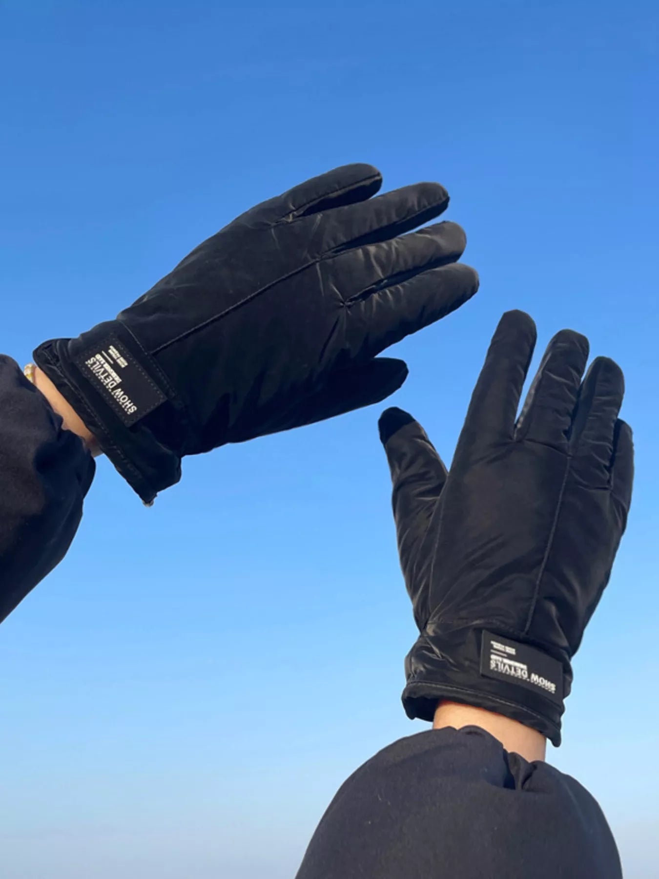 Winter Touchscreen Gloves | Warm & Tech-Ready