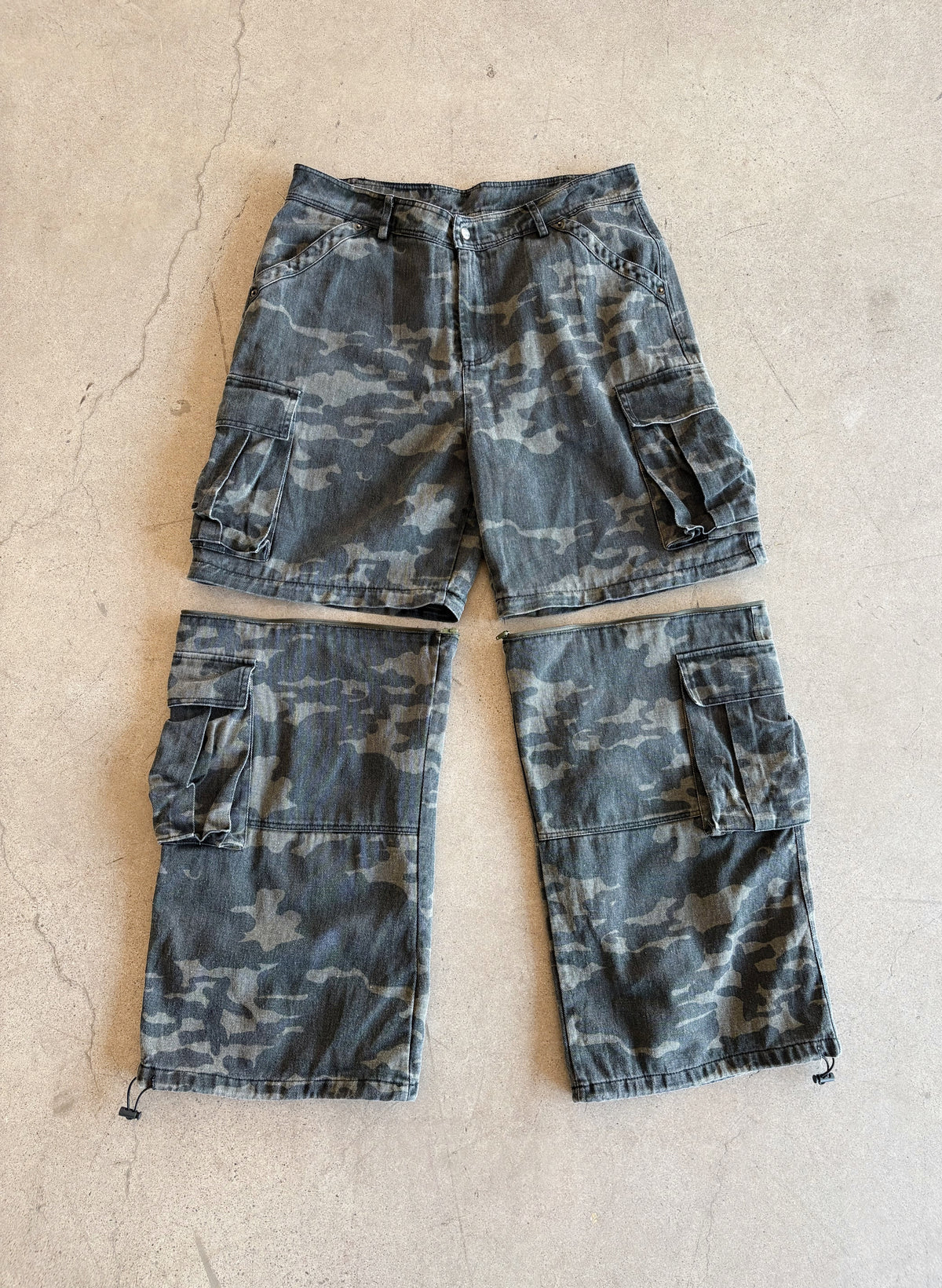 Into The Woods Cargo Pants – Dark Camo