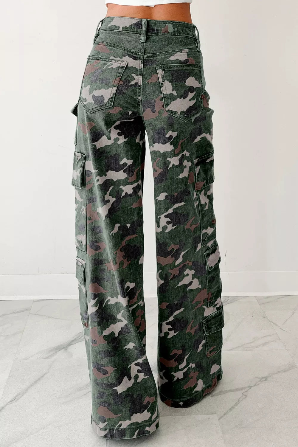 Women's High Waist Camo Print Cargo Pants with Multiple Pockets