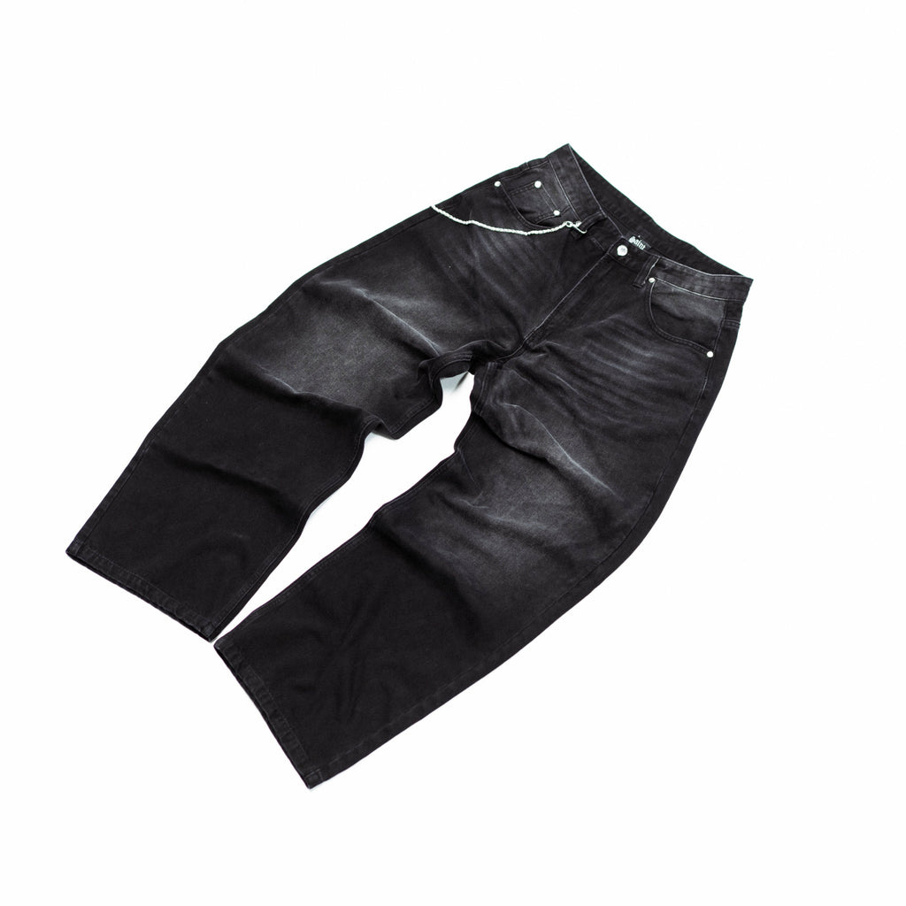 Signature Denim – Baggy Black Jeans