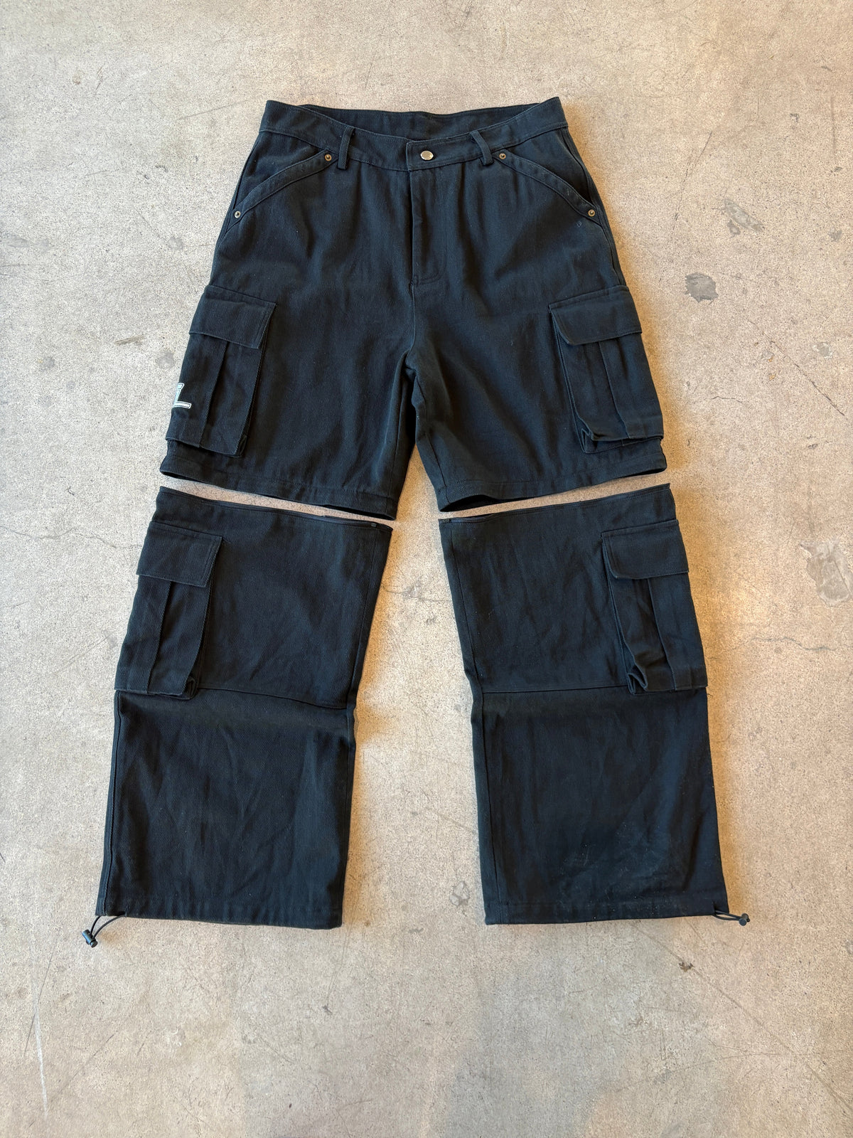 Into The Dark Cargo Pants – Black