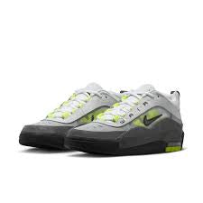 Nike SB Air Max Ishod Wair - Black/Neon Yellow/Anthracite/Light Graphite