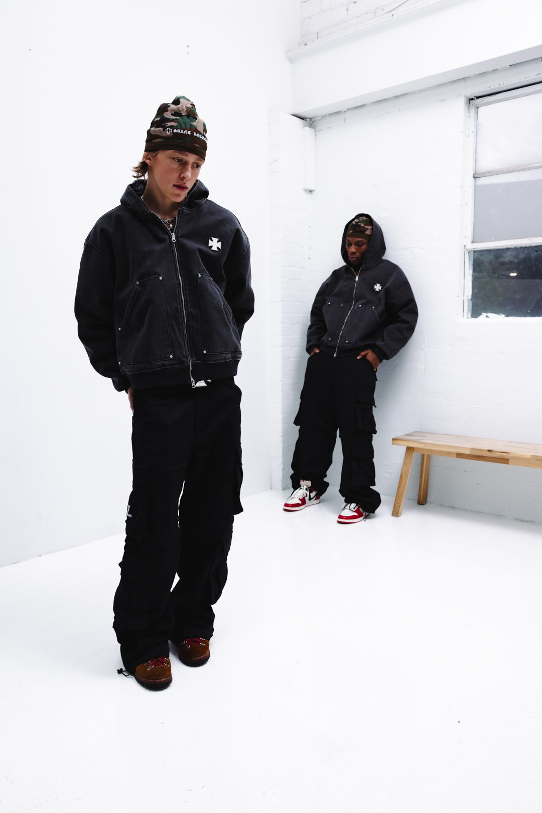 Into The Dark Cargo Pants – Black