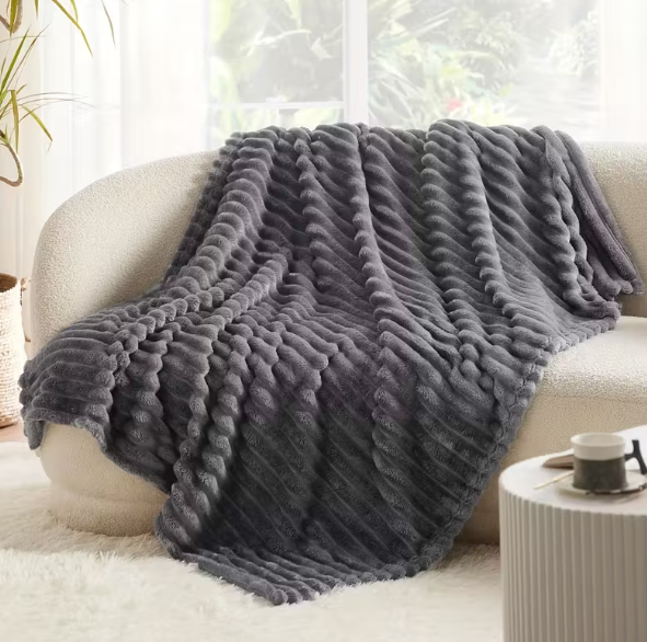 Ultra-Soft Double-Sided Fleece Blanket – Gray Striped | All-Season Comfort