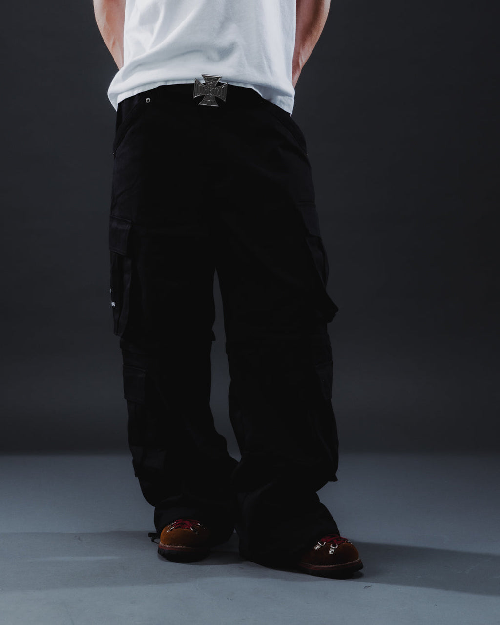 Into The Dark Cargo Pants – Black
