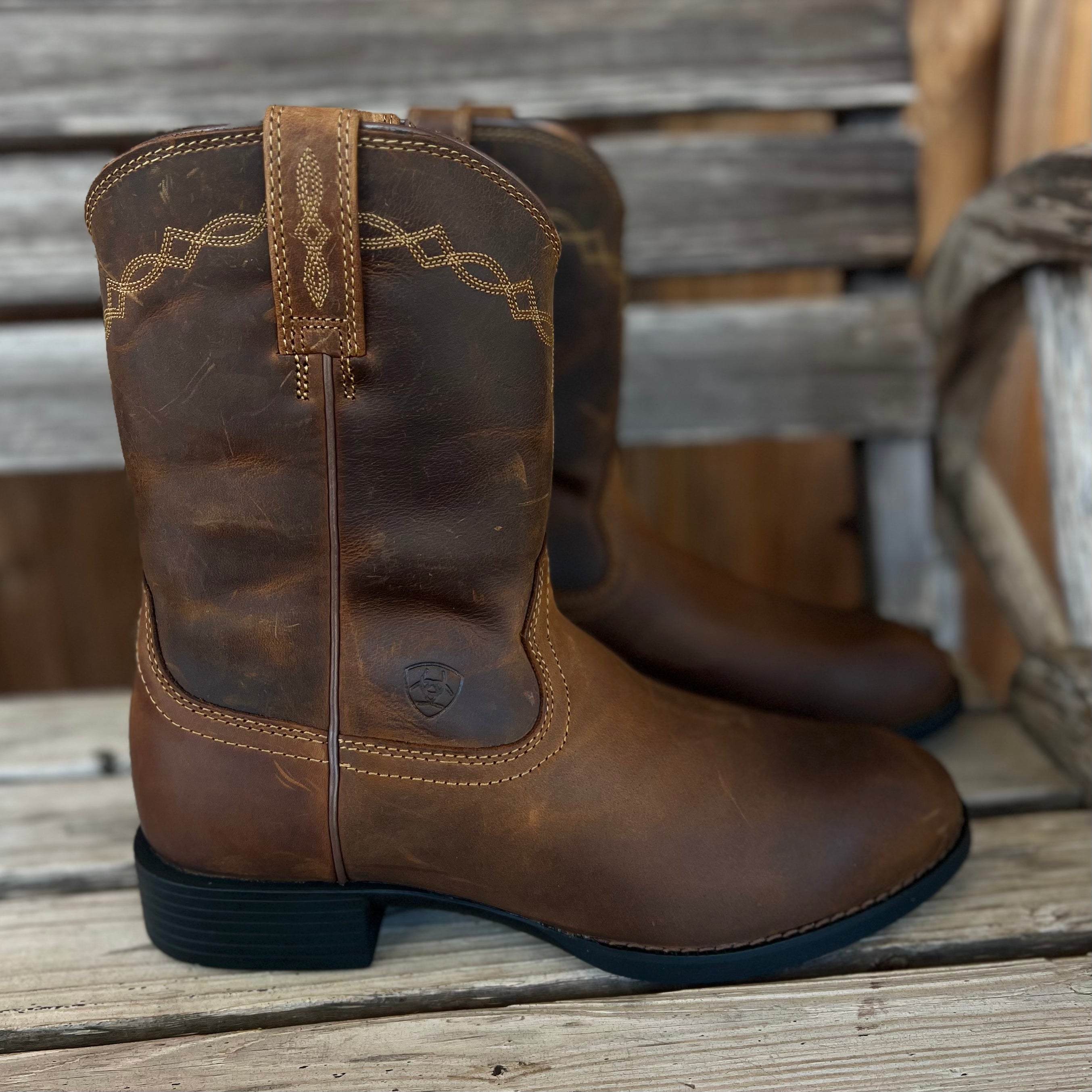 Ariat Men's Heritage Roper Western Boot – Distressed Brown Round Toe
