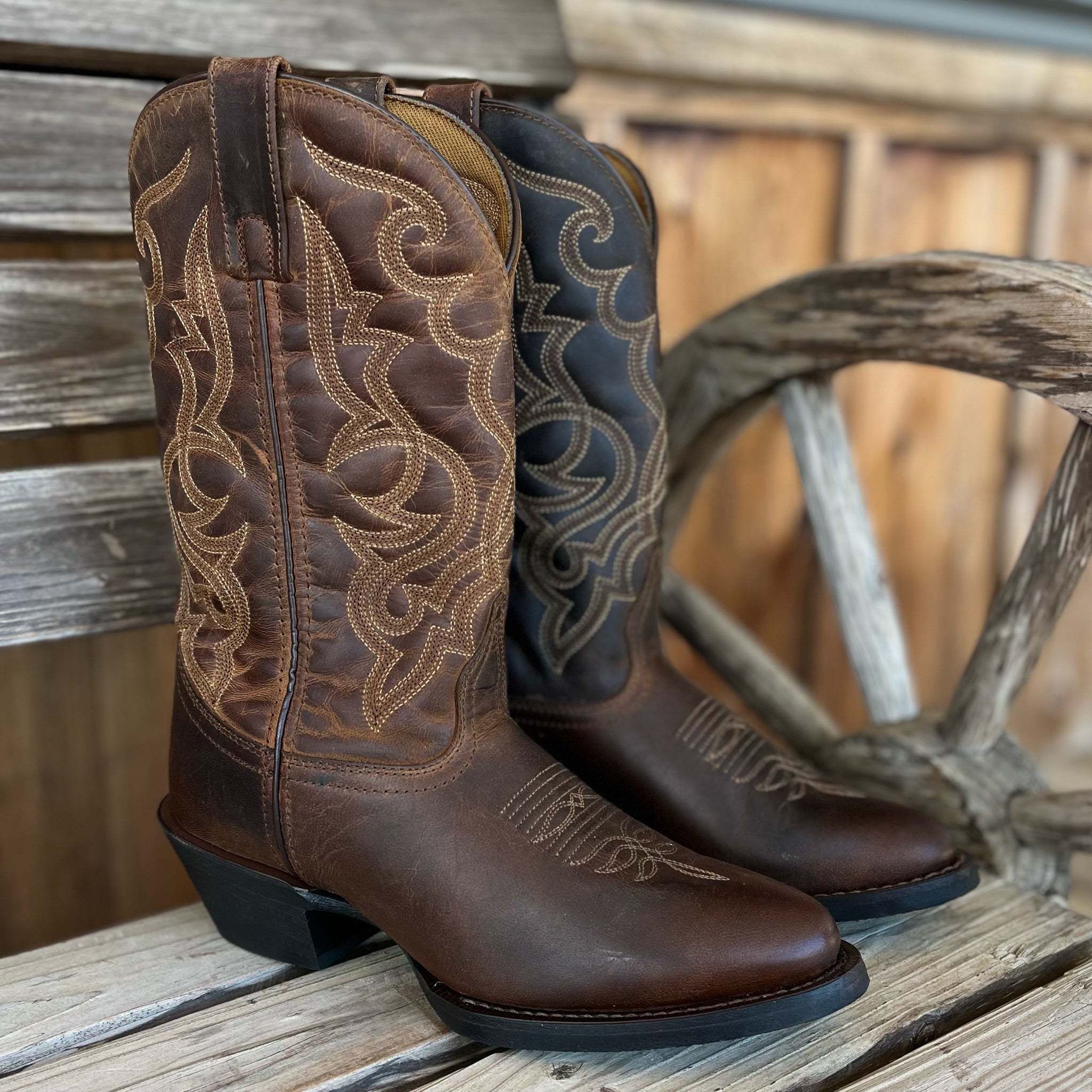 Laredo Women's Maddie Cowboy Boot – Distressed Brown Pointed Toe