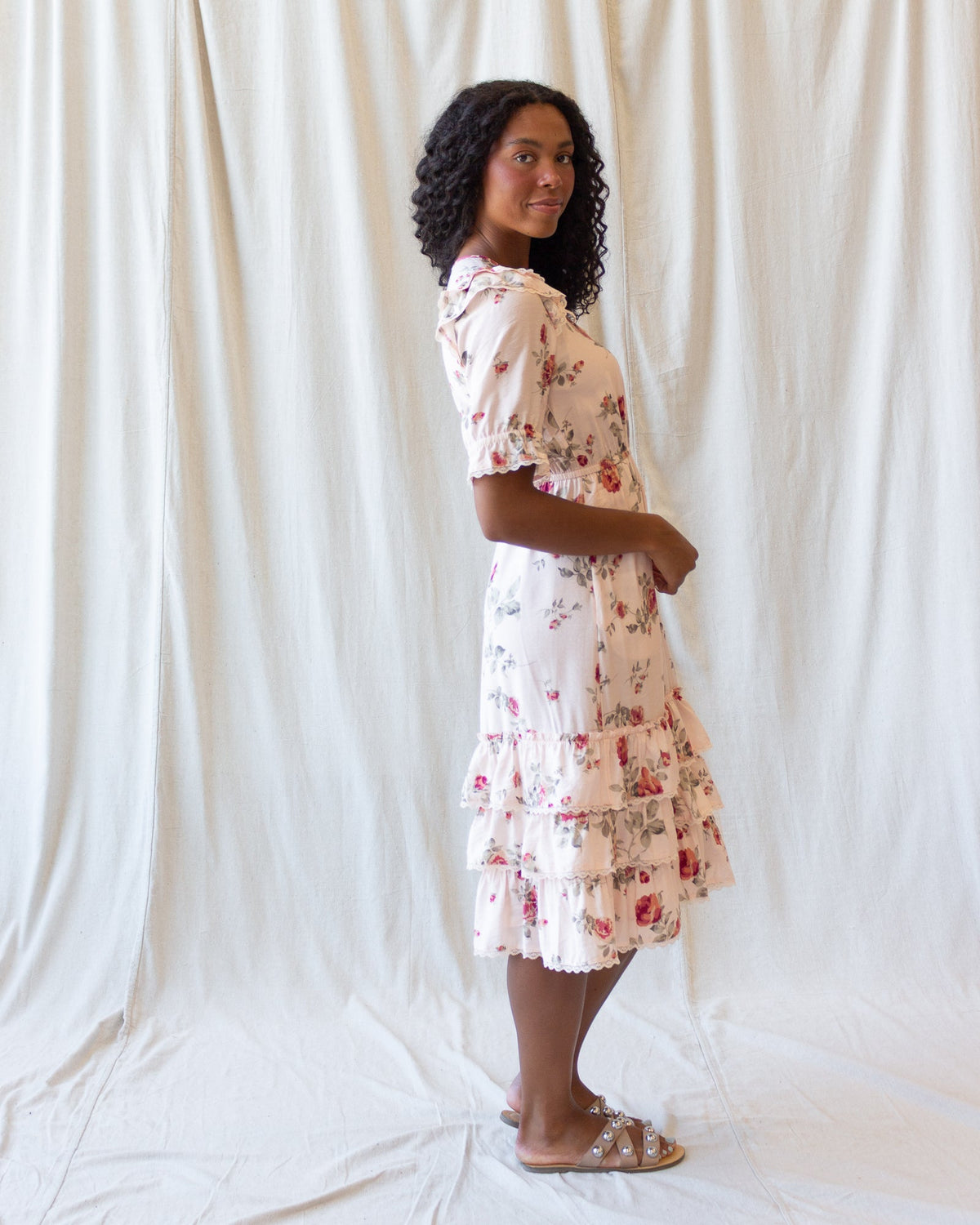 Vintage Romance Dress — Lace-Trim Tiered Midi