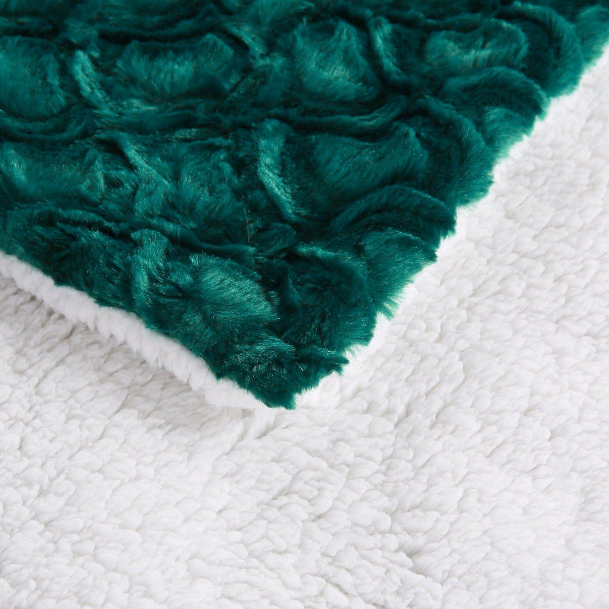 Mermaid Scale Sherpa Throw Blanket
