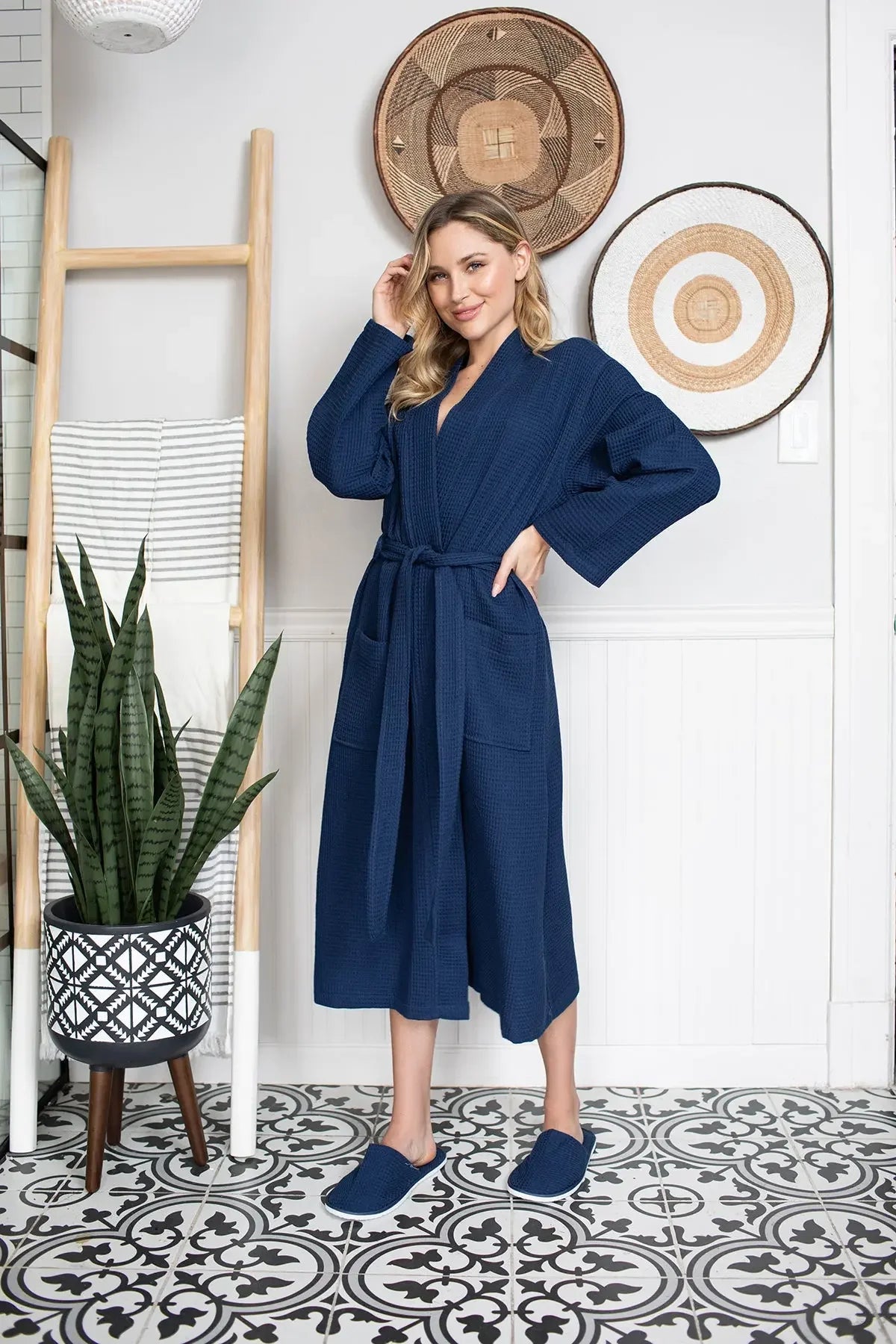 Waffle Robe – Lightweight, Quick-Dry Spa Comfort