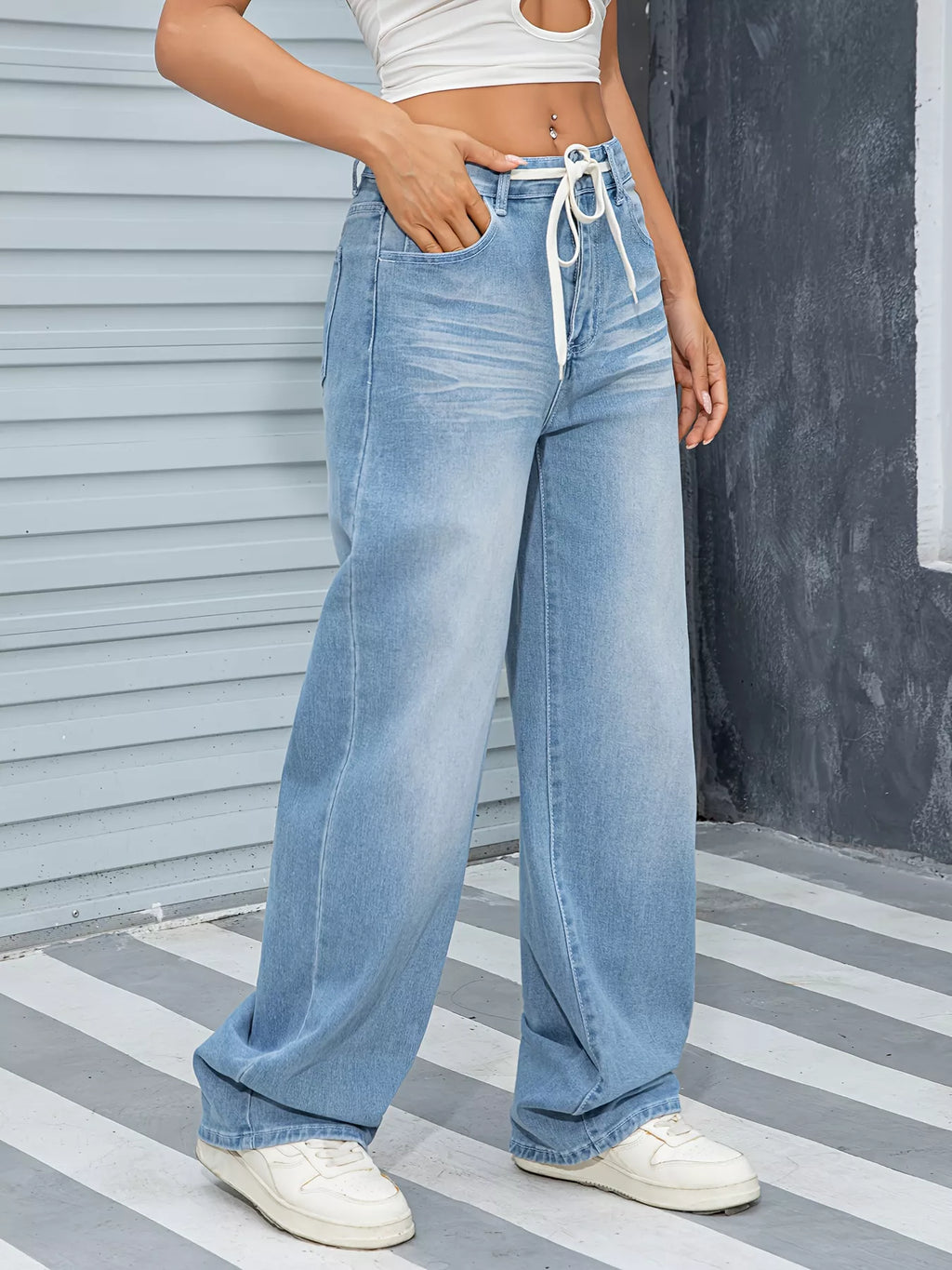 Women's Wide Leg Washed Jeans | Drawstring Waist with Pockets