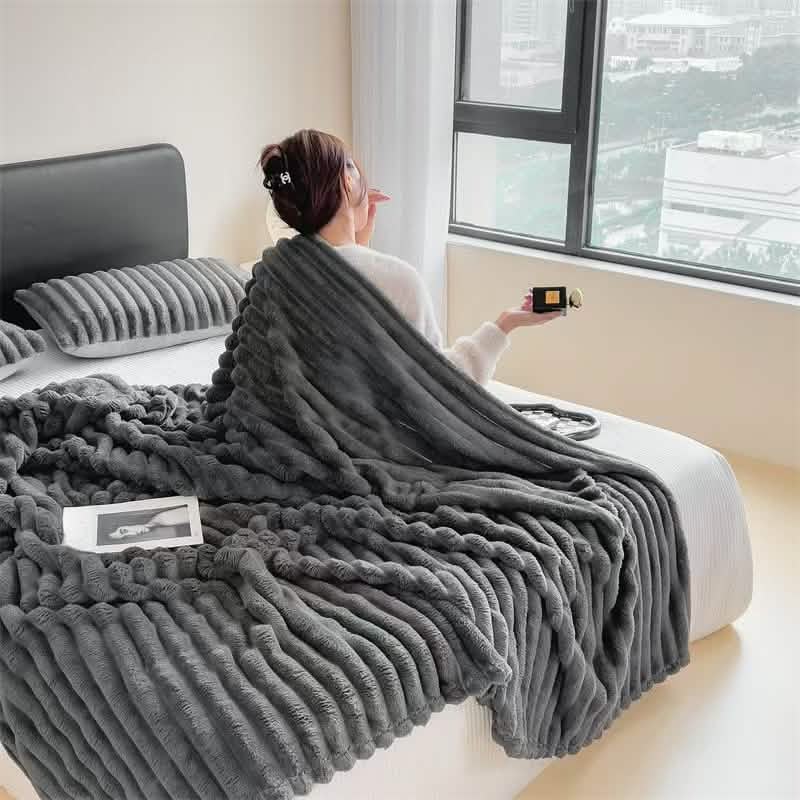 Ultra-Soft Double-Sided Fleece Blanket – Gray Striped | All-Season Comfort