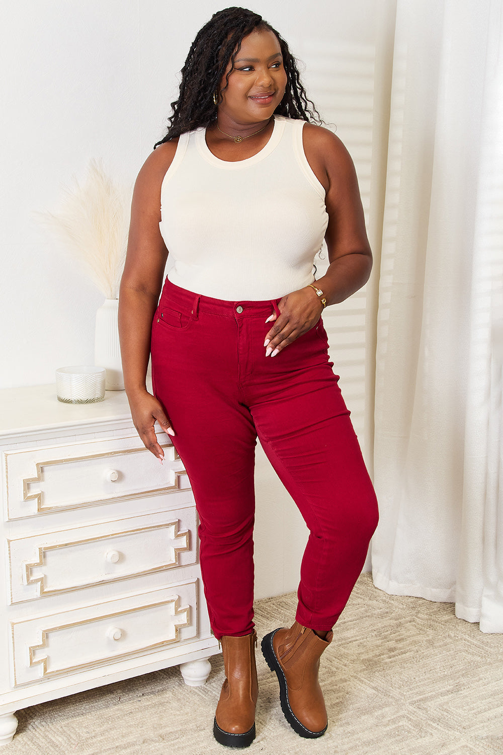 Basic Bae Round Neck Ribbed Tank Top